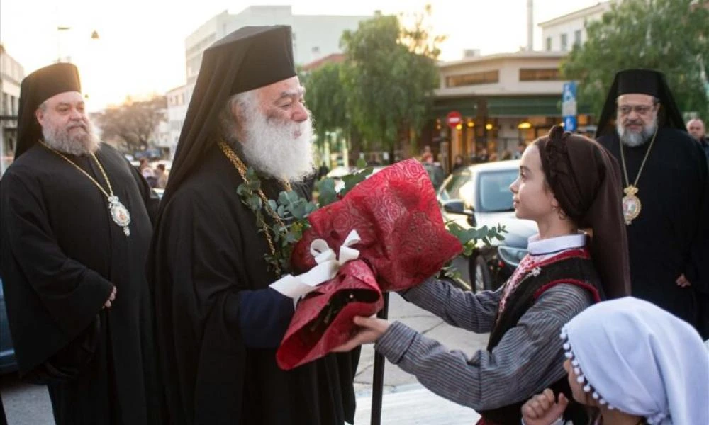 Η Καλαμάτα υποδέχθηκε τον Πατριάρχη Αλεξανδρείας Θεόδωρο – Με κατάνυξη οι εορτασμοί για την «Παναγία Υπαπαντή» (Βίντεο)